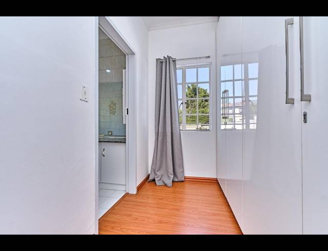 4 BEDROOM HOUSE FOR SALE IN BENMORE GARDENS